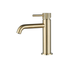 Wastafelkraan Slimline Laag – Geborsteld Goud met geribbeld knop