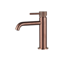 Wastafelkraan Slimline Laag – Geborsteld Brons met geribbeld knop