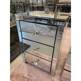 Spiegelnachtkast zilver met diamant handvaten