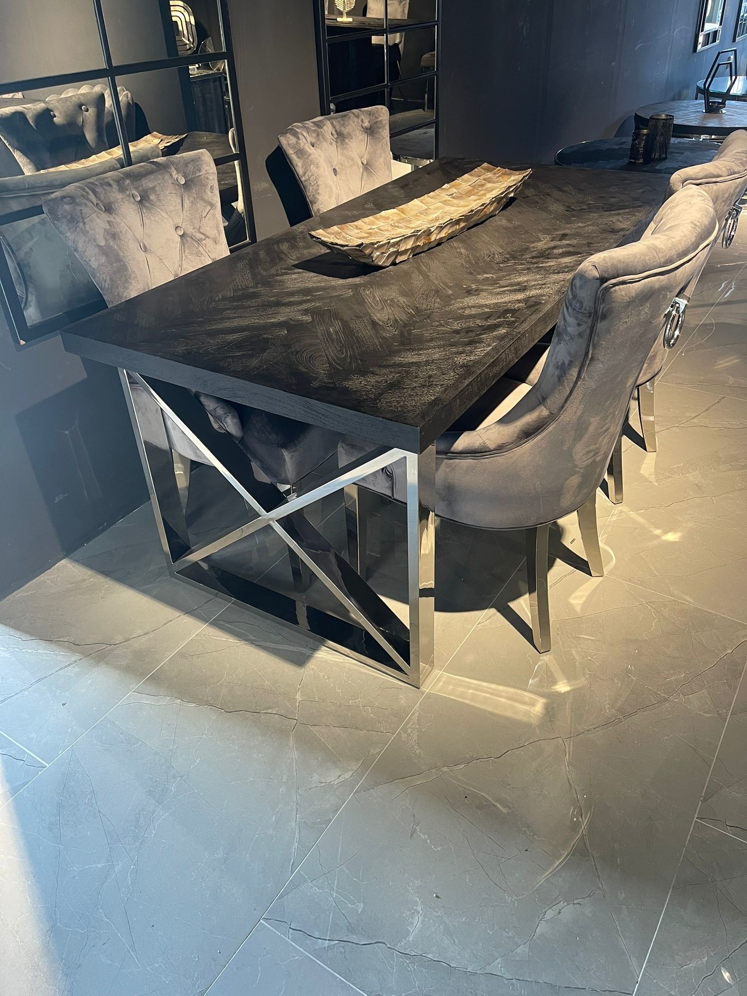 Eettafel Visgraat -  Black Bonito rechthoek