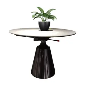 Uitschuifbare marmer eettafel