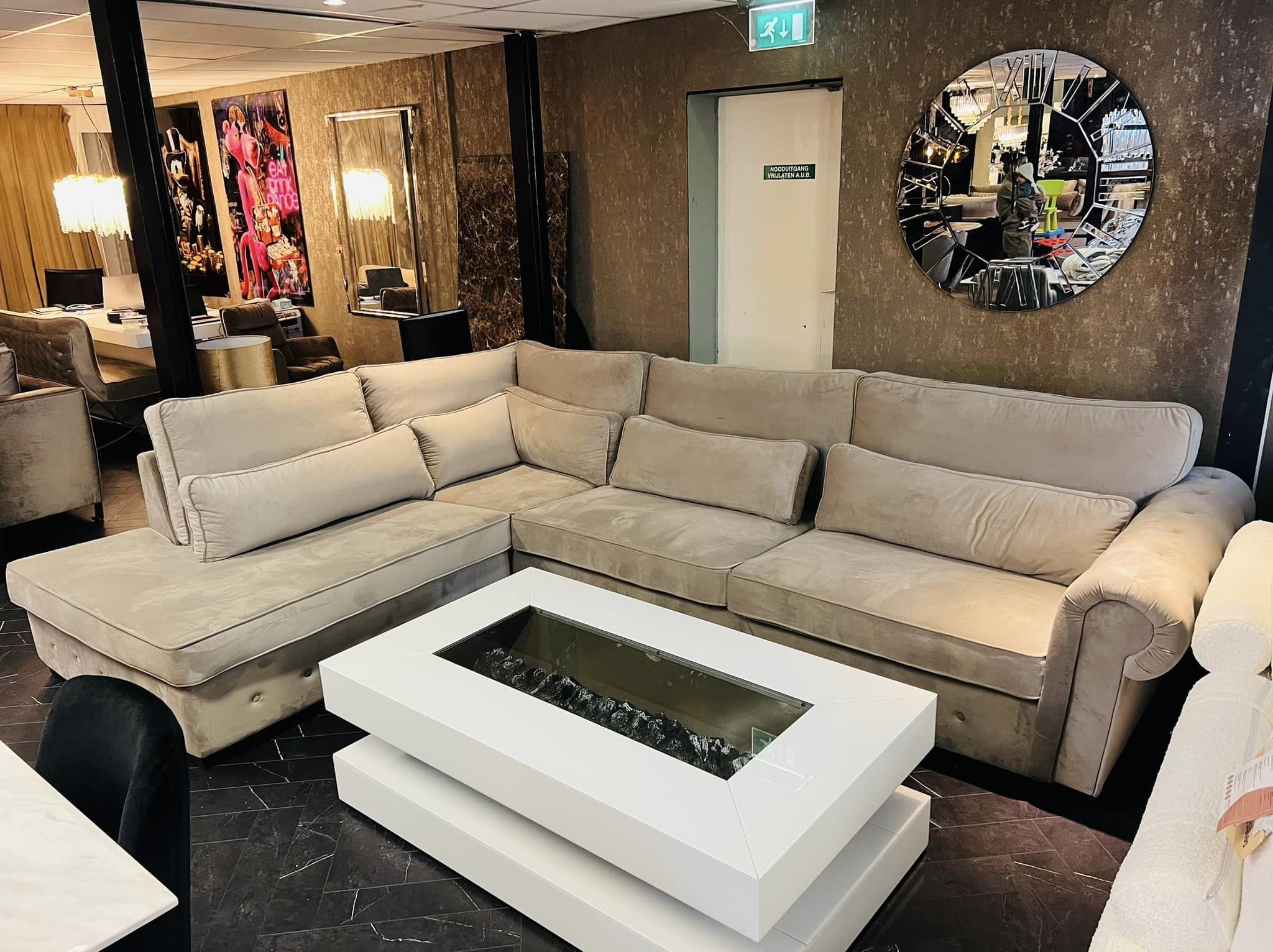 Klassiek bankstel met lounge en knopen Taupe