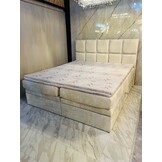 Teddy wit boxspring met opbergruimte