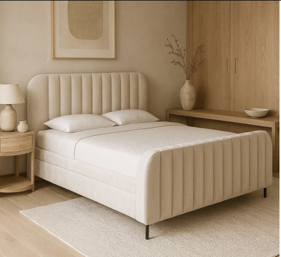 Bonita tweepersoonsbed op hoge poten