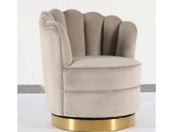 Rosa stoel goude detail taupe