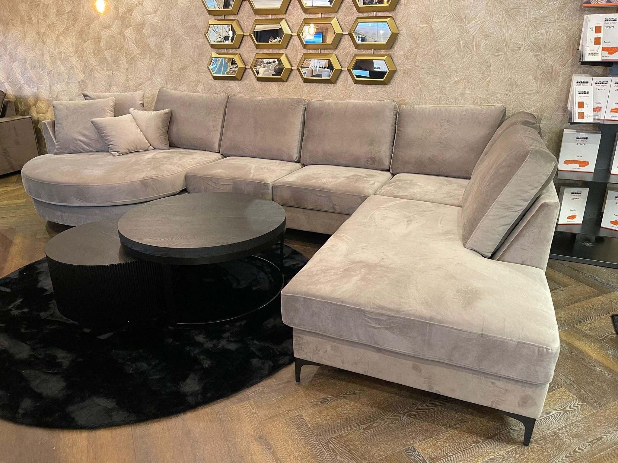 U-bank  Laura  met ronde lounge taupe