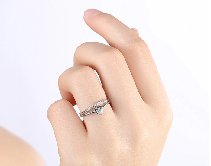 Zilveren ring zirkonia hart