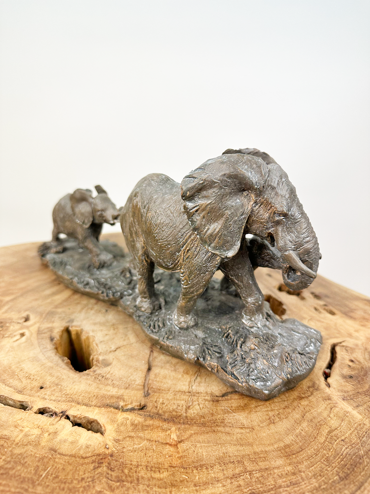 Olifant met haar jongen |  29x11x13cm
