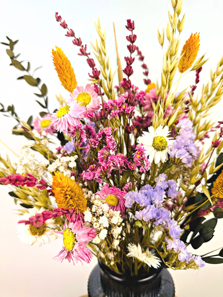 Droogbloemen boeket "The Happiness Bouquet" - inclusief blauwe vaas | 30cm