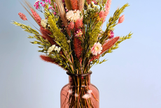 Hoe hergebruik je droogbloemen in nieuwe decoraties?