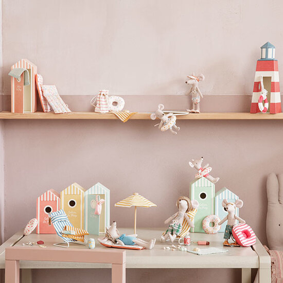 Maileg Maileg souris père en cabine de plage