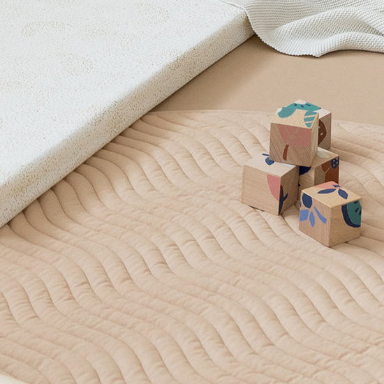 Nobodinoz tipi en accessoires Nobodinoz Kiowa tapis de jeu Nude