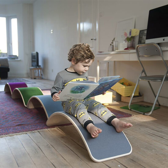 Wobbel Balance Board Wobbel Original vernis incolore avec feutre bébé souris