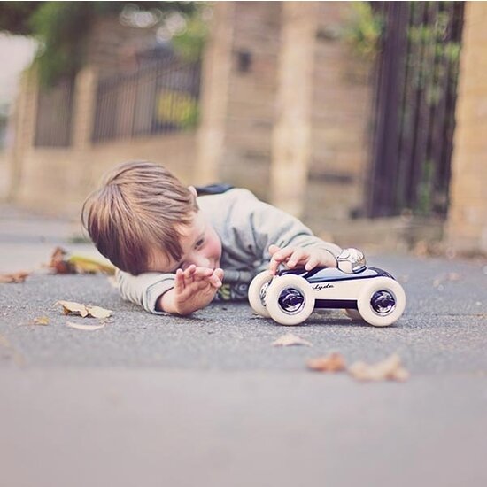 Playforever Voiture jouet Playforever Clyde Midnight