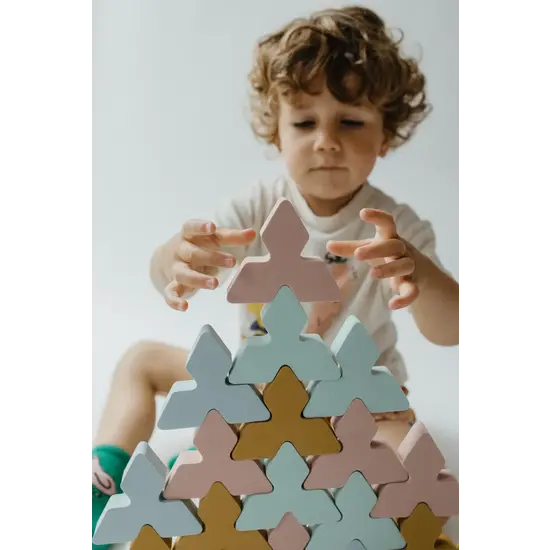 Moes Play Moes Trianglo