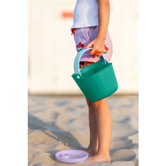 Quut Quut | Bucki Lagoon