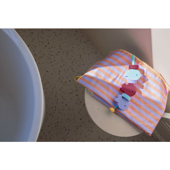 Quut Quut | Beedi - Fish Red & Blue