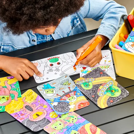 Ooly Ooly | Cartes artistiques à colorier avec motifs cachés Undercover Art Dino Tales