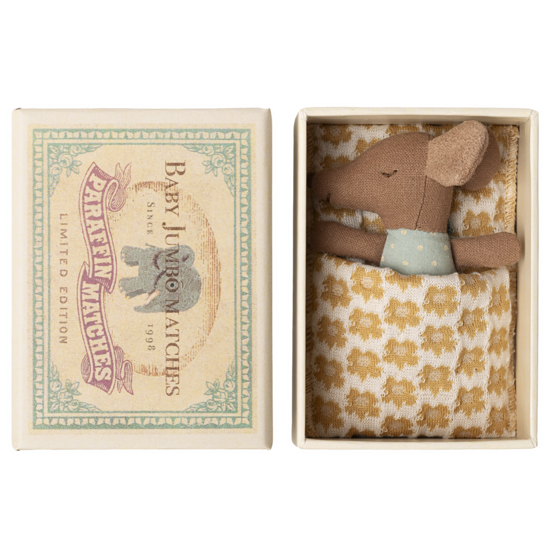 Maileg Maileg | Souris bébé endormie dans une boîte d'allumettes Bleue