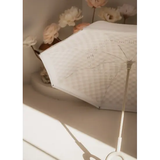 Mrs Ertha Mrs Ertha | New Brellie's Parapluie Flower buds