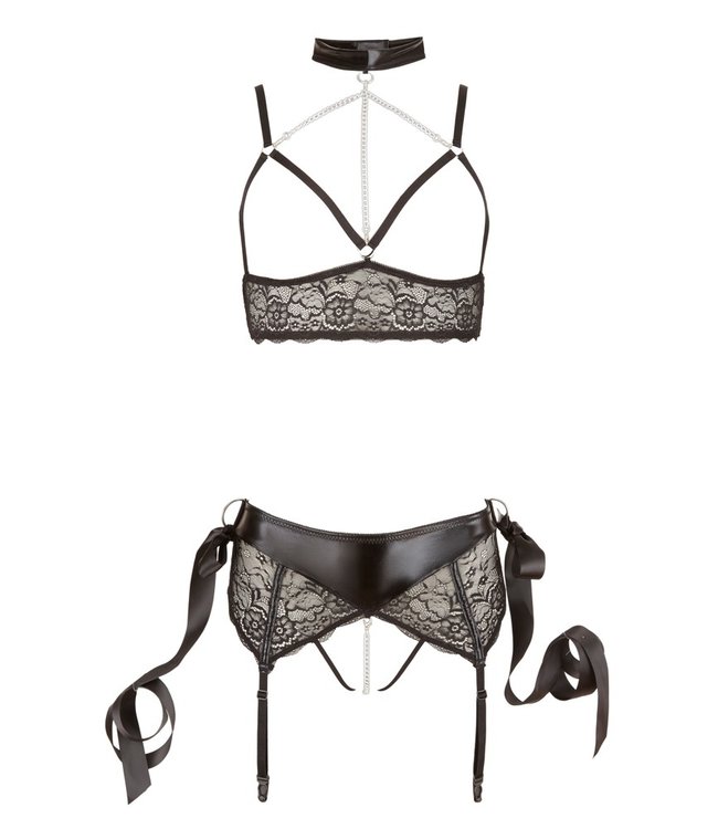 Bondage Lingerieset Met Jarretels