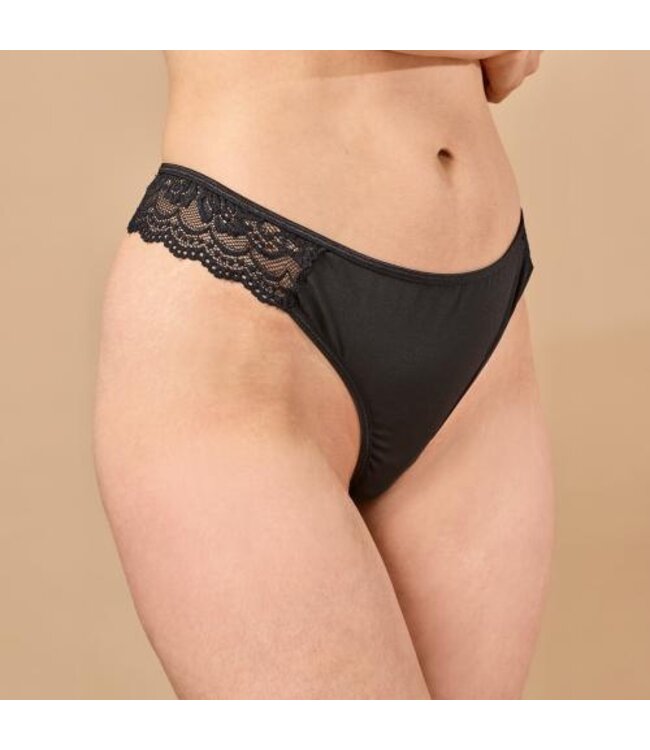 Underneath - Coco String Set Van 3