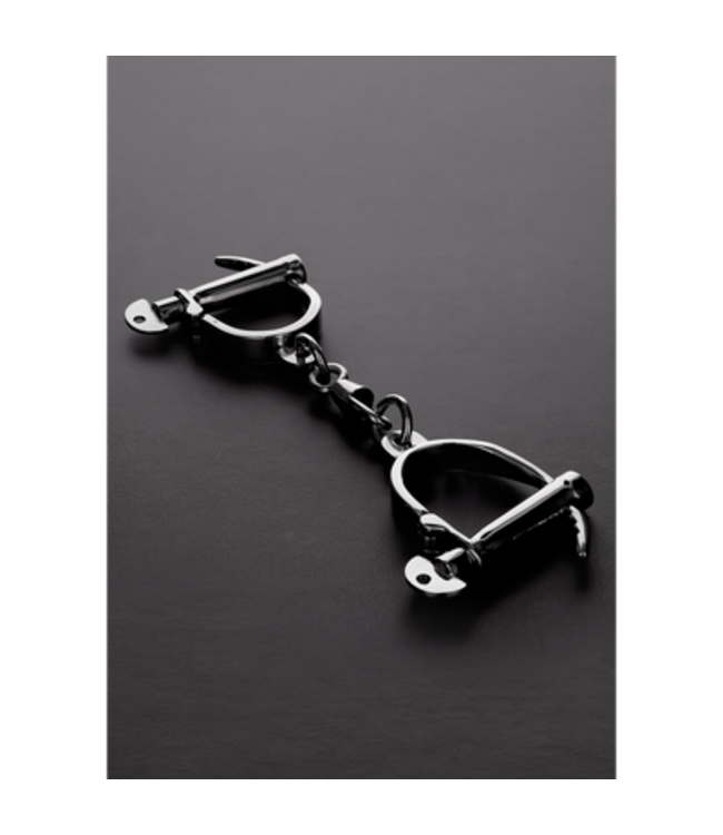 Adjustable Darby Style Handcuffs