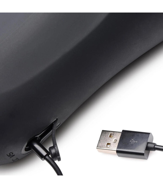 The Auto Milker -15 X Sucking Masturbator