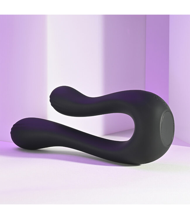 Playboy Pleasure - The Swan Black