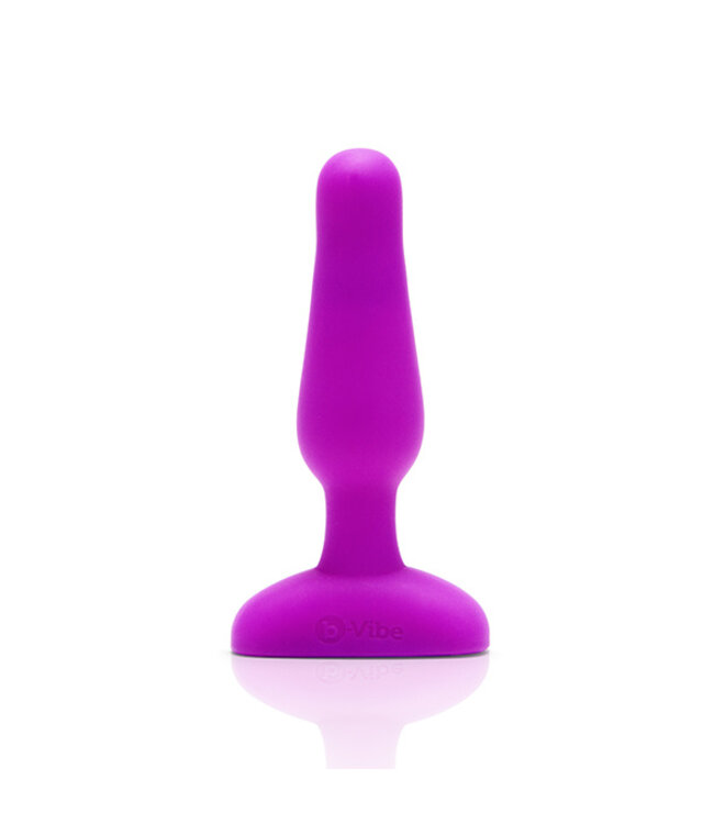 B-Vibe - Novice Remote Control Plug Fuchsia