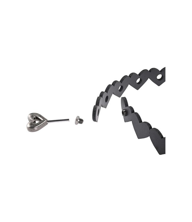 SEX AND MISCHIEF HEART DAY COLLAR