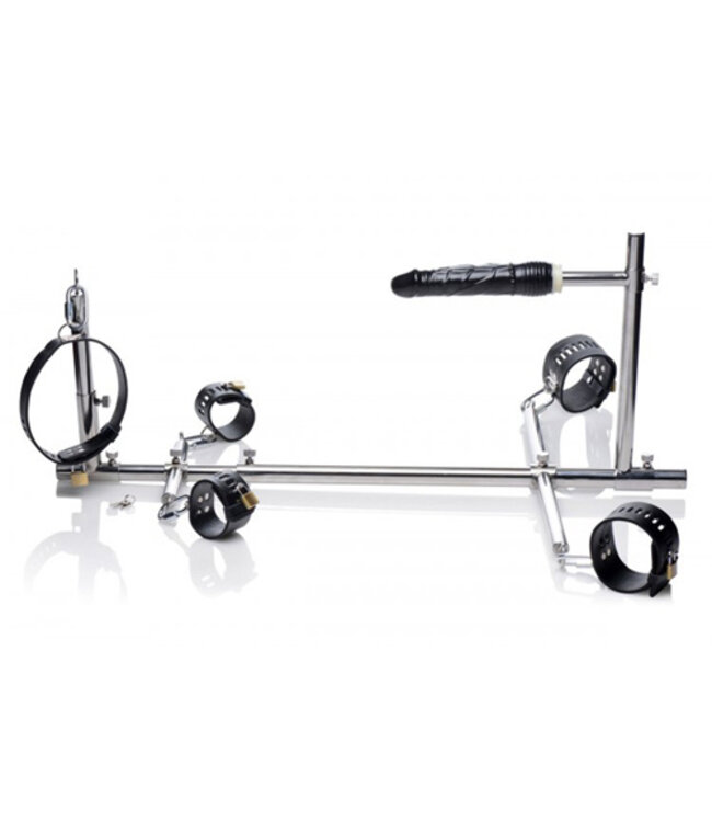 Imprisoned Bondagerek Met Dildo