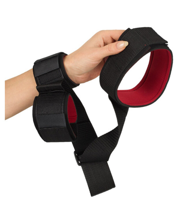 Hals en armen bondage