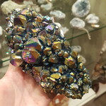 De Verrijking Titanium aura 2 - amethist cluster Brazilië 0,84kg