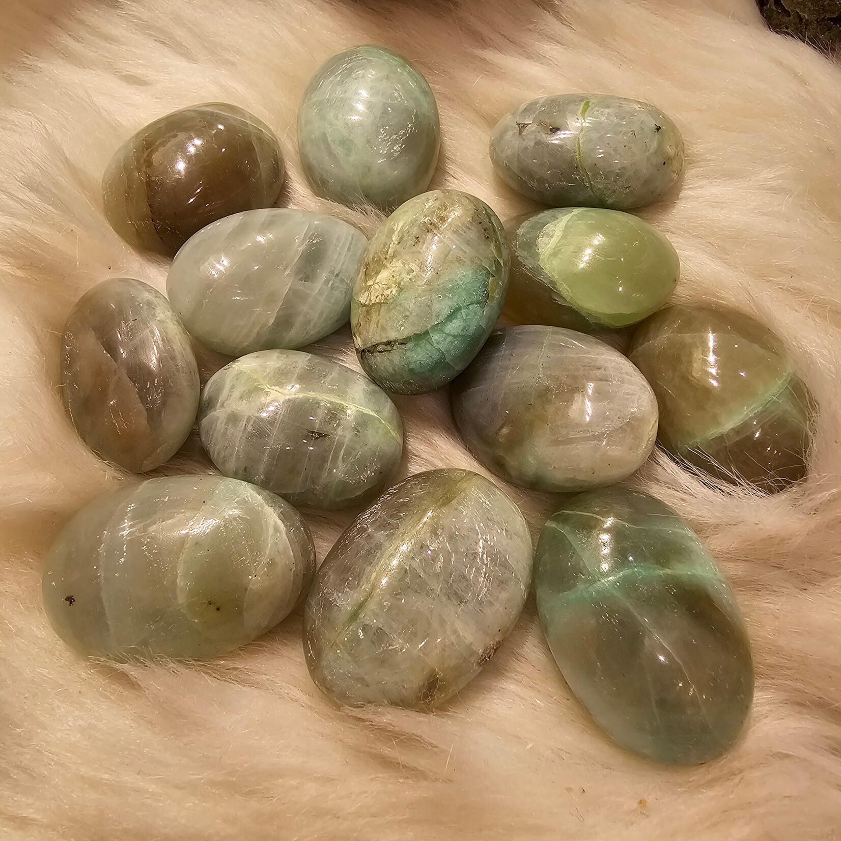 De Verrijking Groene Maansteen Amulet steen