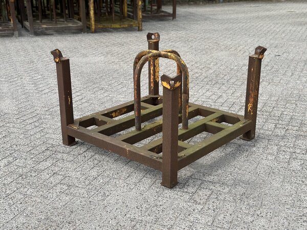 Gebruikte stapelrack 1200x1200x810mm Gebruikte stapelrack 1200x1200x810mm