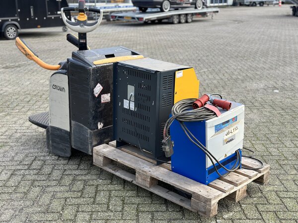 Crown Gebruikte Crown WT3000 elektrische Palletwagen
