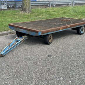 Industriele aanhangwagens