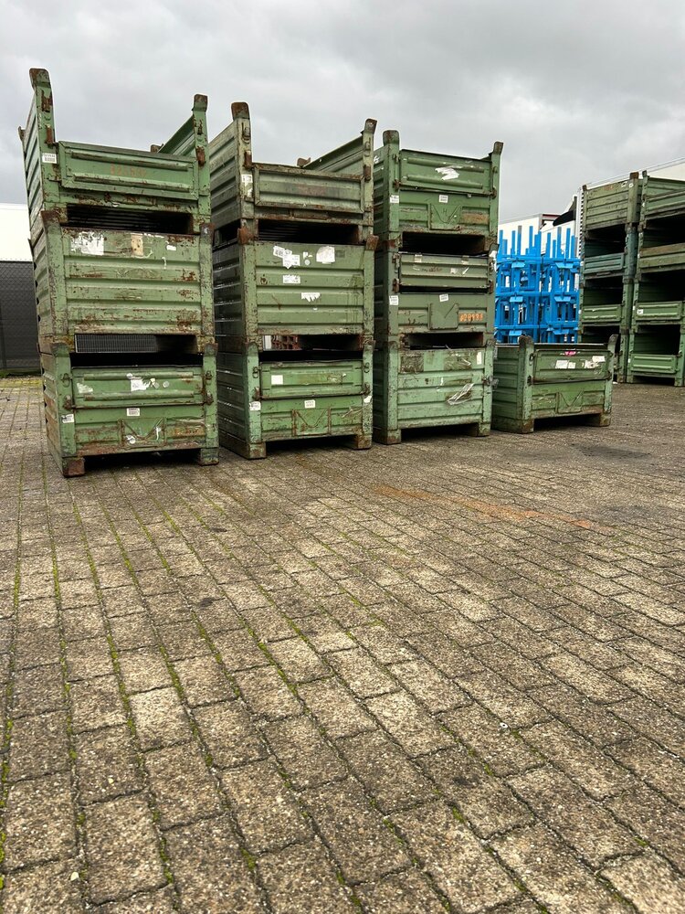Partij aanbieding stalen stapelbak met klep 1000x800x600mm  Partij aanbieding stalen stapelbak met klep 1000x800x600mm