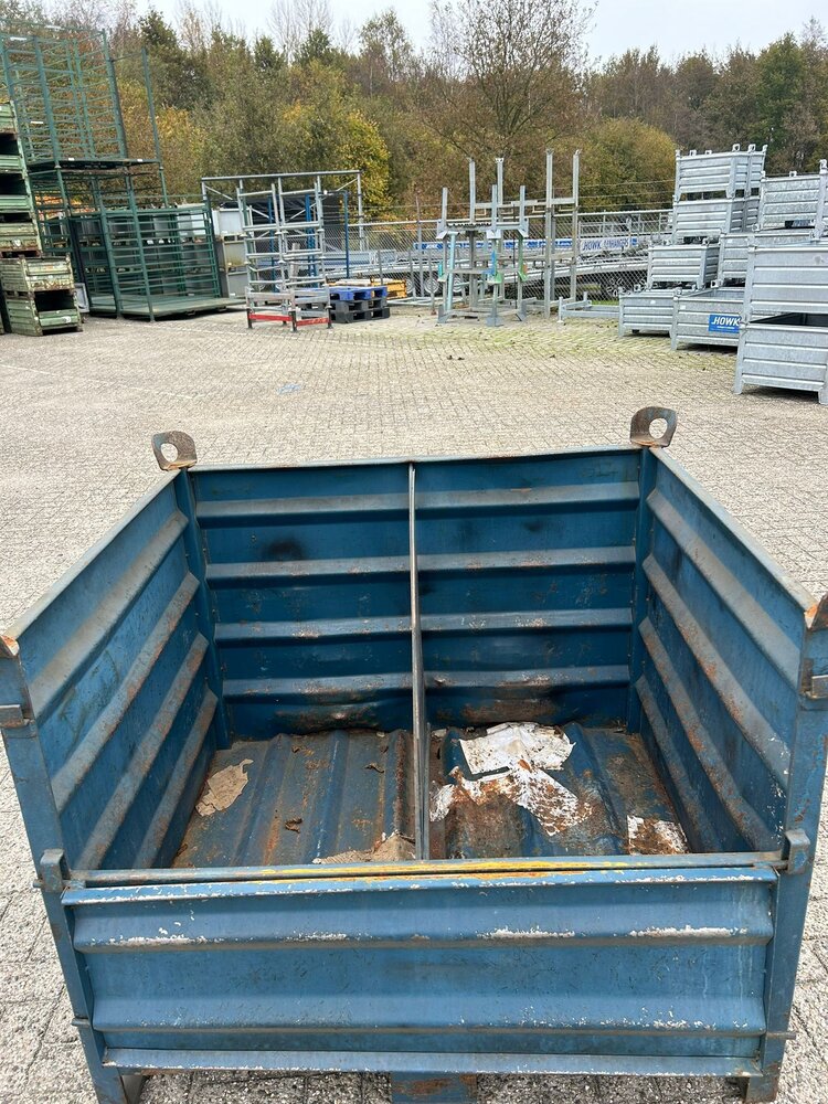 Gebruikte Stalen stapelbak  1200x1000x1010mm 