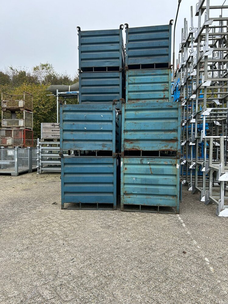 Gebruikte Stalen stapelbak  1200x1000x1010mm 