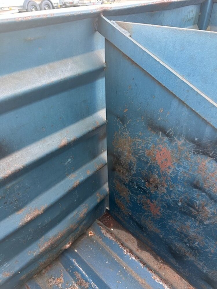 Gebruikte Stalen stapelbak  1200x1000x1010mm 