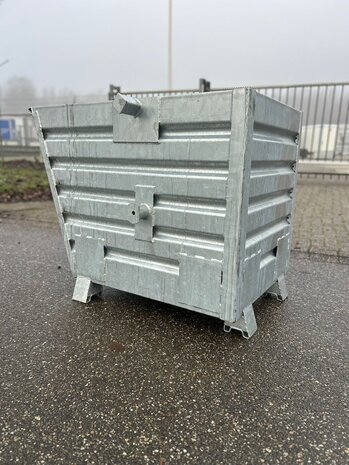 Partij kantelbakken met traverse 700L 1200x800x800mm Partij kantelbakken met traverse 700L 1200x800x800mm