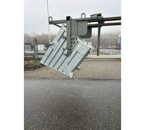 Partij kantelbakken met traverse 700L 1200x800x800mm