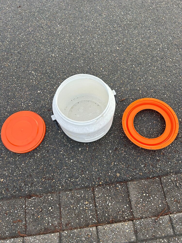 Gebruikte kunststof vaten 26L Gebruikte kunststof vaten 26L