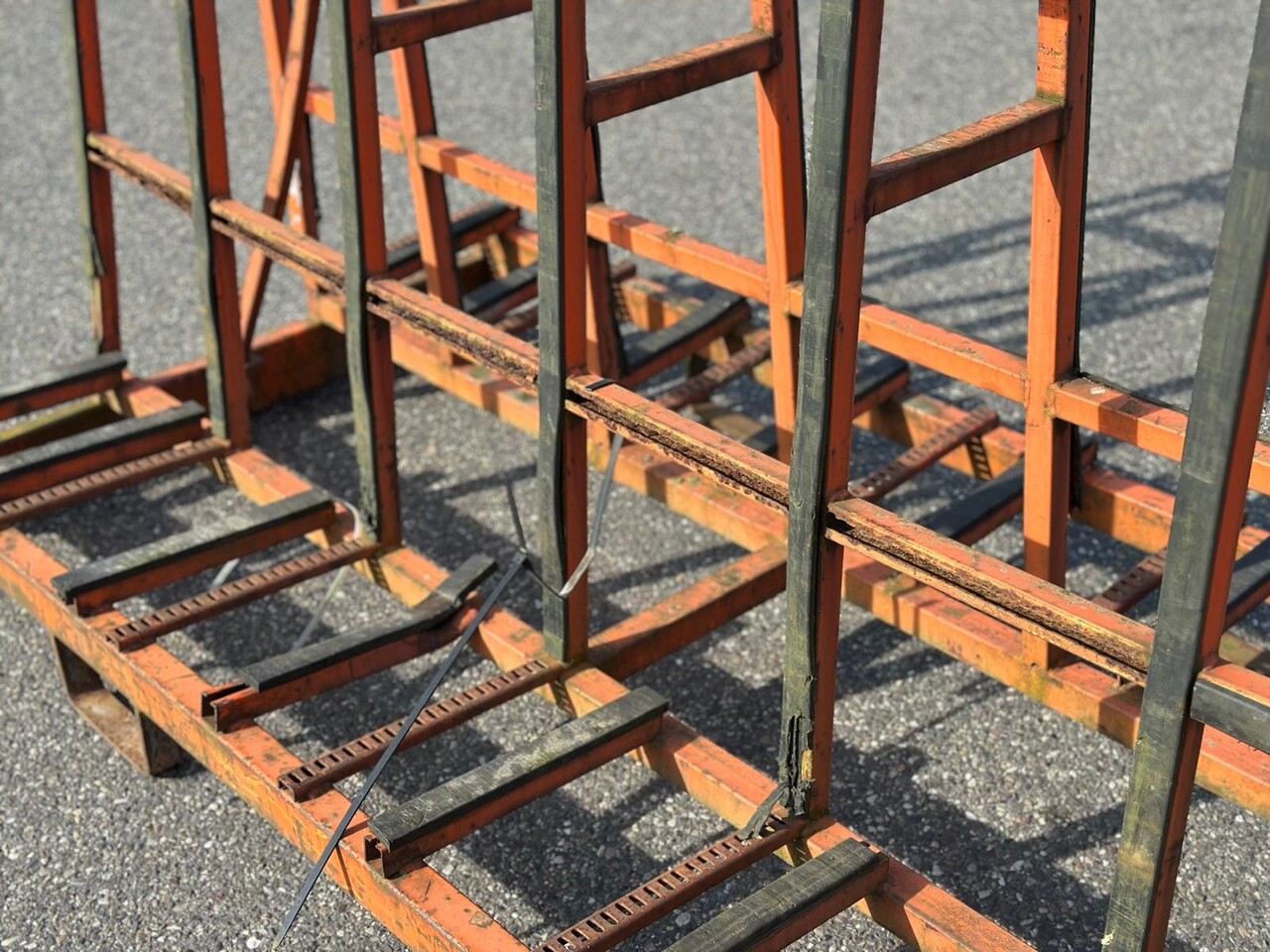 Partij glasbokken dubbelzijdig (10st) 2000x1000x2250mm Partij glasbokken dubbelzijdig (10st) 2000x1000x2250mm