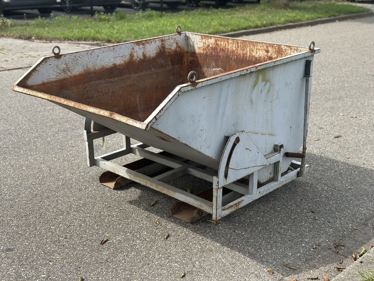 Gebruikte kantelbak (nr 1)  1600x1300x1000mm