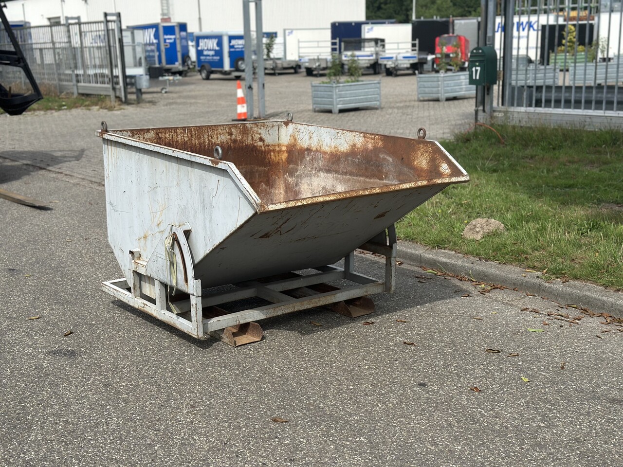 Gebruikte kantelbak (nr 1)  1600x1300x1000mm