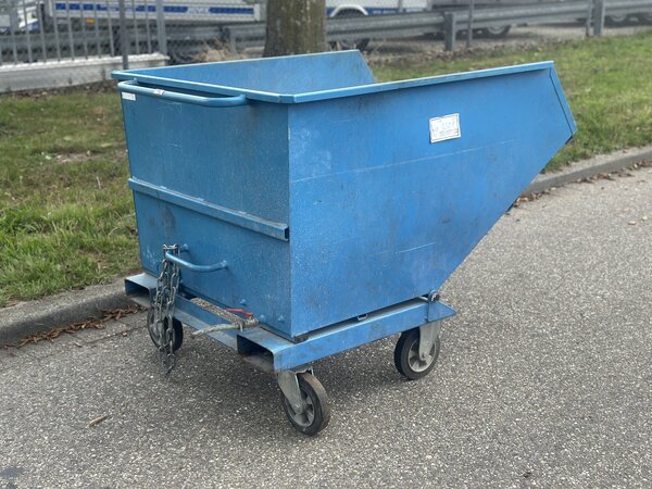 Gebruikte kantelbak (nr 9) 1350x1100x1100mm Gebruikte kantelbak (nr 9) 1350x1100x1100mm