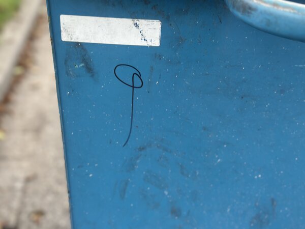 Gebruikte kantelbak (nr 9) 1350x1100x1100mm Gebruikte kantelbak (nr 9) 1350x1100x1100mm